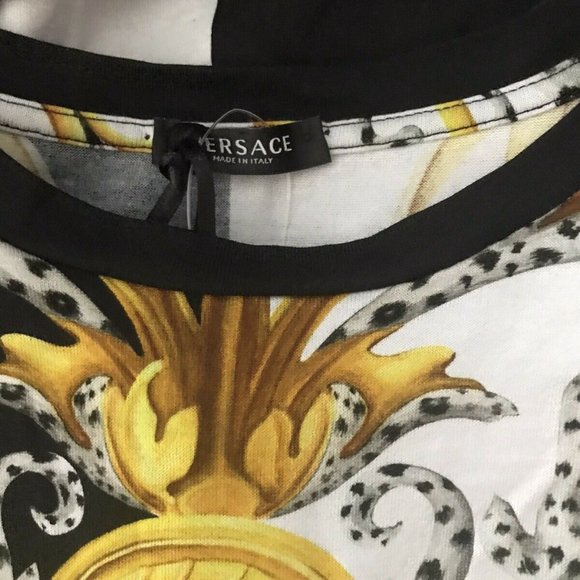Sold Versace Baroque-Print T-shirt - Picture 8 of 11